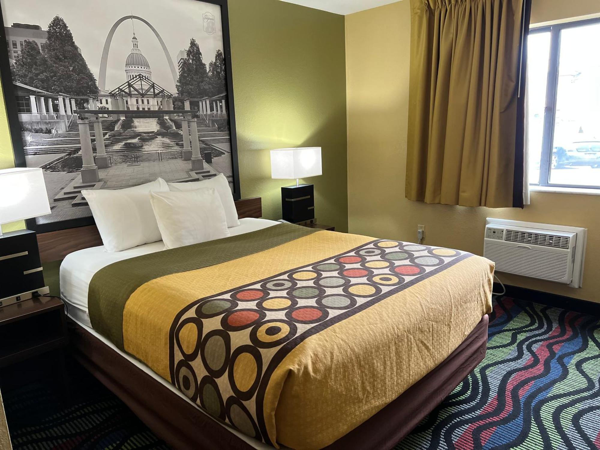 Super 8 By Wyndham Farmington Hotel Екстериор снимка