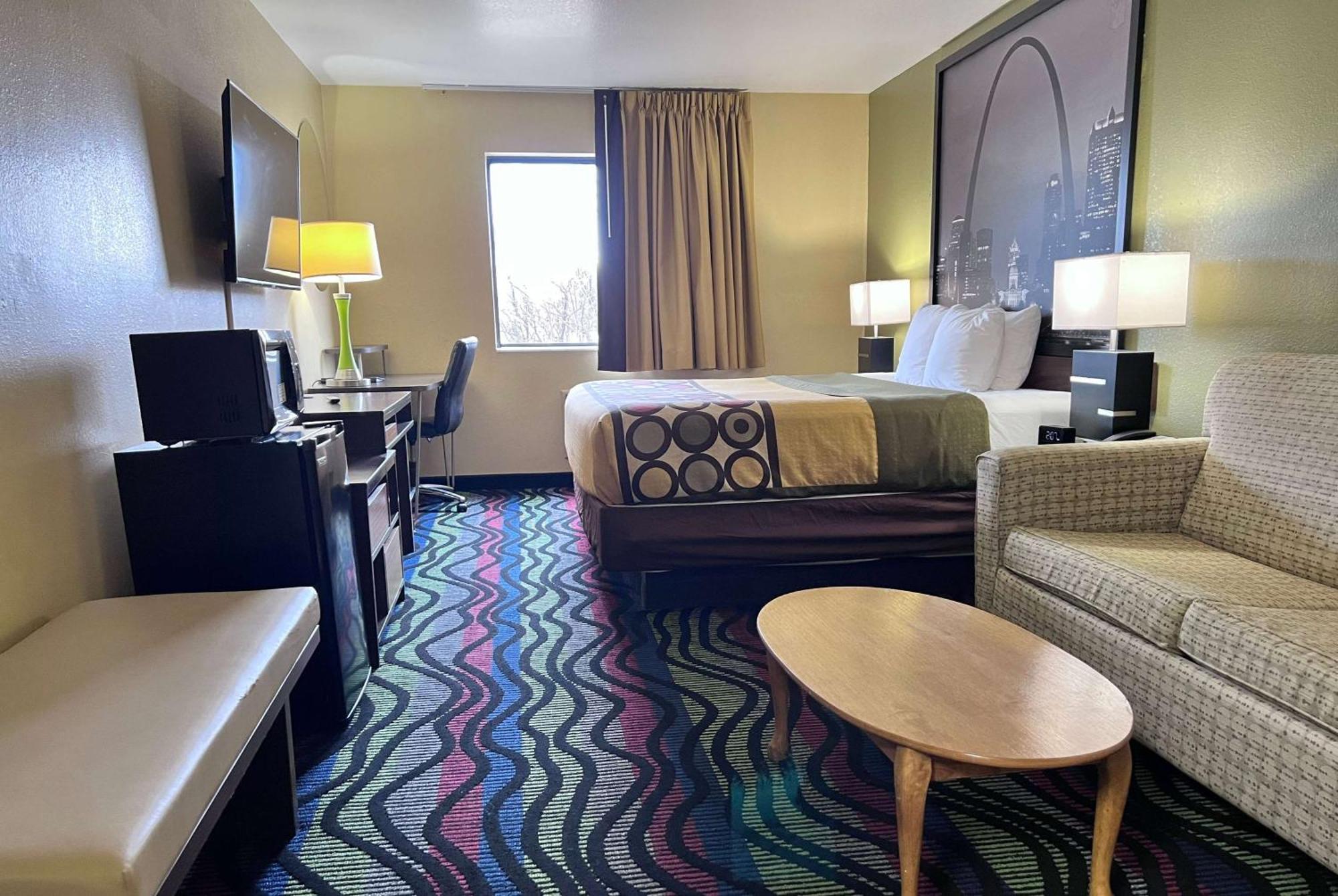 Super 8 By Wyndham Farmington Hotel Екстериор снимка